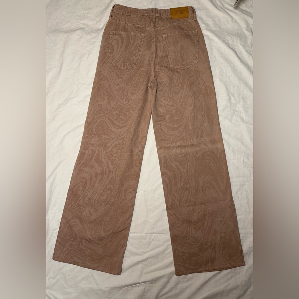 Urban Outfitters BGD Wide Leg Puddle Jeans In Tan Blush Pink Swirl 26 - Picture 3 of 12
